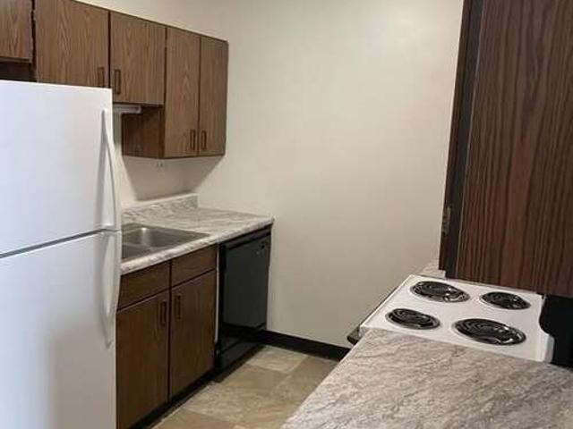 2 BR, 1 BA Apartment 4445 Mormon Coulee Rd, Unit 202, La Crosse, WI 54601