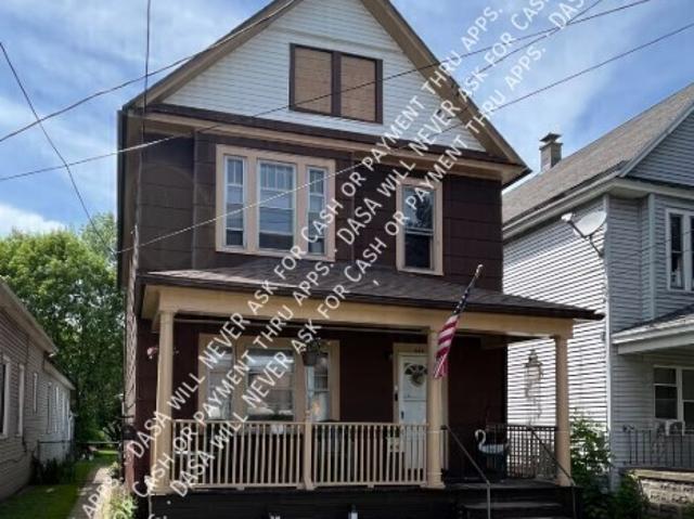 2 BR, 1 BA Apartment 444 Schiller St, Buffalo, NY 14212
