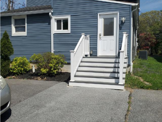 2 BR, 1 BA Apartment 448 Main street, Reisterstown, MD 21136