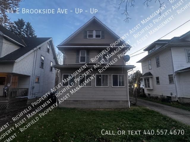2 BR, 1 BA Apartment 44 E Brookside Ave Up, Akron, OH 44301