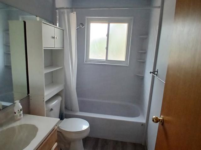 2 BR, 1 BA Apartment 4503 Montebello Drive West, Unit Upper unit, Colorado Springs, CO 80918