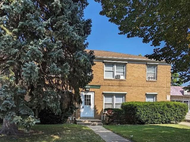 2 BR, 1 BA Apartment 4522 North Teutonia Avenue, Milwaukee, WI 53209