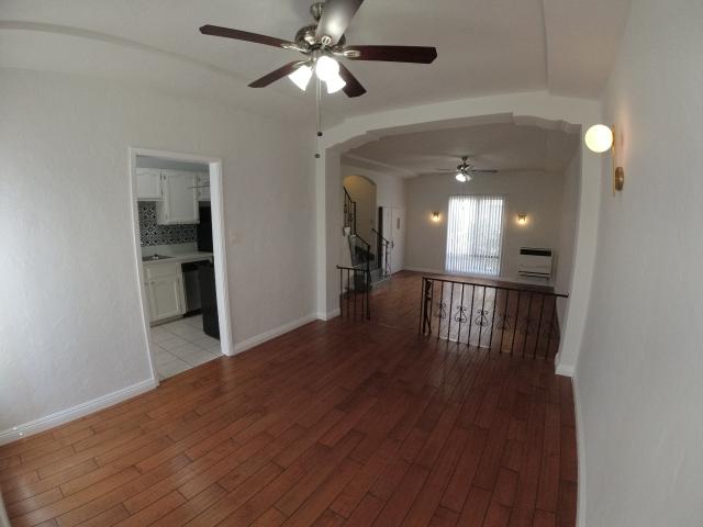 2 BR, 1 BA Apartment 4526 Edgewood Place, Los Angeles, CA 90019