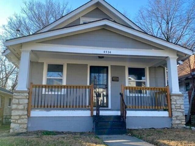 2 BR, 1 BA Apartment 4534 S Benton Ave, Kansas City, MO 64130