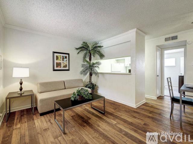 2 BR, 1 BA Apartment 4553 Guadalupe Street, Unit 2BR, Austin, TX 78751