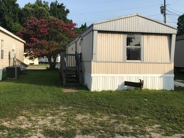 2 BR, 1 BA Apartment 45 Coach Drive, Jackson, TN 38301