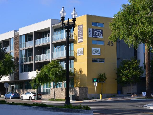 2 BR, 1 BA Apartment 45 East 12th Street Unit 302, National City, CA 91950