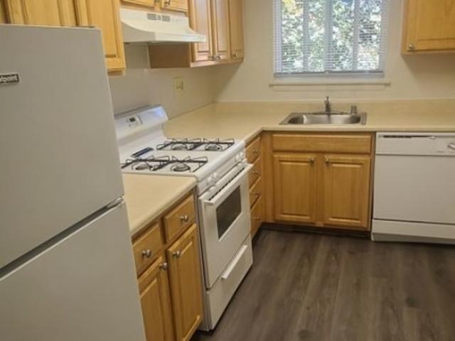2 BR, 1 BA Apartment 4601 Pen Lucy Rd Unit 4718 F, Baltimore, MD 21229
