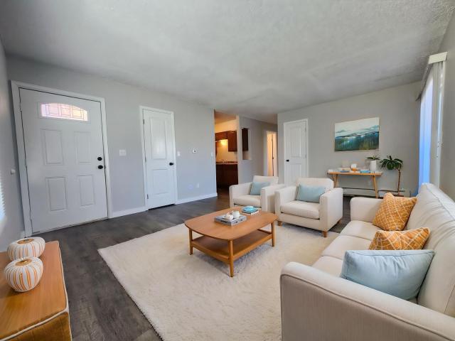 2 BR, 1 BA Apartment 4615 Picturesque Ct Colorado Springs, CO 80917