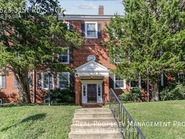 2 BR, 1 BA Apartment 4623 31St Rd S, Arlington, VA 22206