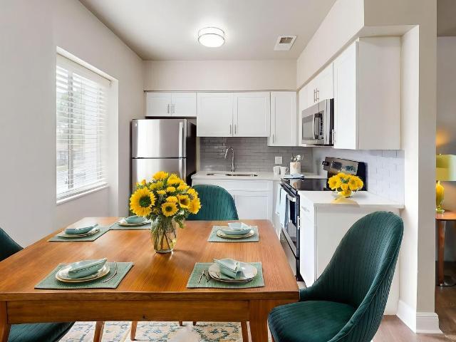 2 BR, 1 BA Apartment 4623 Tri Par Drive Unit 212, Sarasota, FL 34234