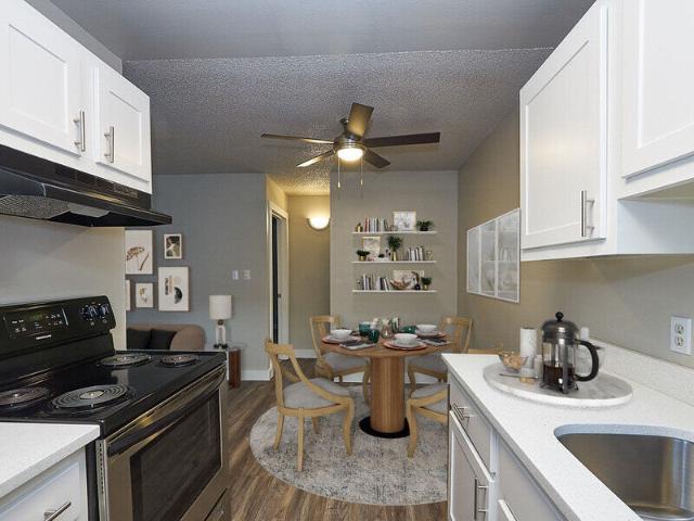 2 BR, 1 BA Apartment 4656 S 3860 W Unit 5J, West Valley City, UT 84120