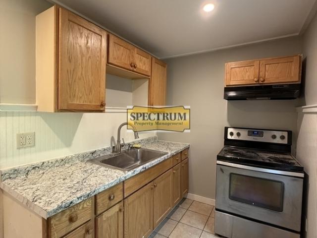 2 BR, 1 BA Apartment 46 Gage St, Augusta, ME 04330