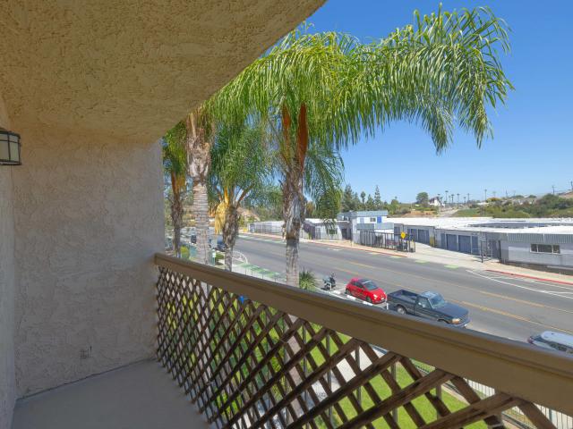 2 BR, 1 BA Apartment 4750 4770 Home Avenue Unit 302, San Diego, CA 92105