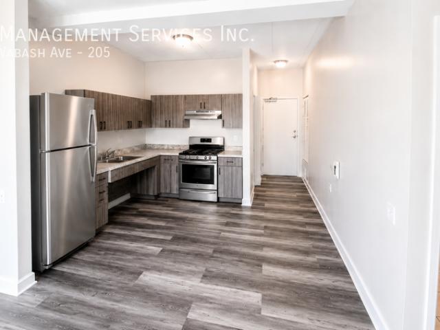 2 BR, 1 BA Apartment 4752 S Wabash Ave, Chicago, IL 60615