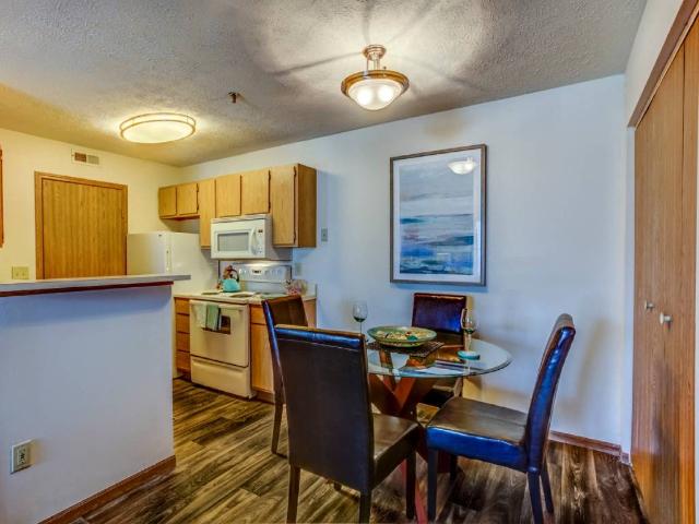 2 BR, 1 BA Apartment 4800 Lake Forest Blvd Unit 06 742F, Westerville, OH 43081