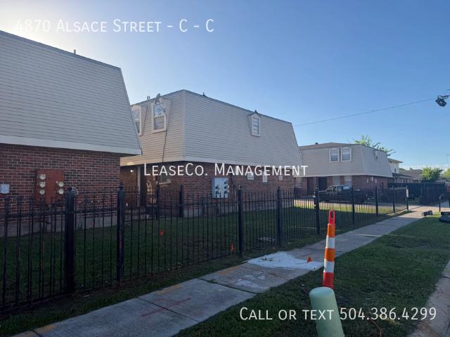 2 BR, 1 BA Apartment 4870 Alsace Street C, New Orleans, LA 70129