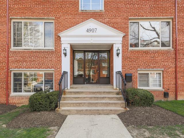 2 BR, 1 BA Apartment 4909 Battery Lane Unit 4913_003, Bethesda, MD 20814