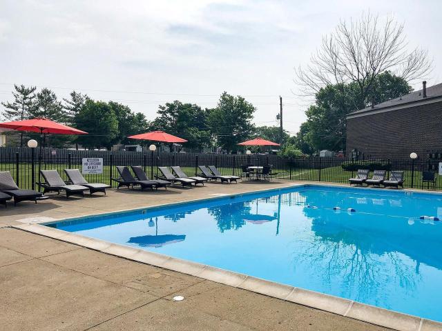 2 BR, 1 BA Apartment 4929 Red Robin Dr Unit 4843 G, Beech Grove, IN 46107