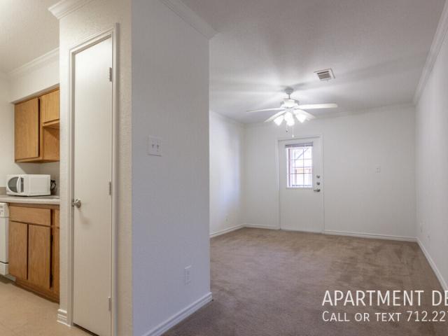 2 BR, 1 BA Apartment 49 Back Bay Cir, Galveston, TX 77551