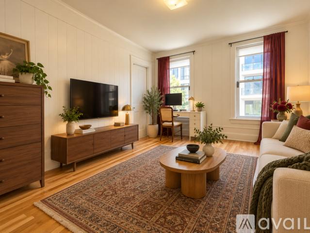 2 BR, 1 BA Apartment 49 17 Vernon Blvd, Unit 3, Queens County, NY 11101