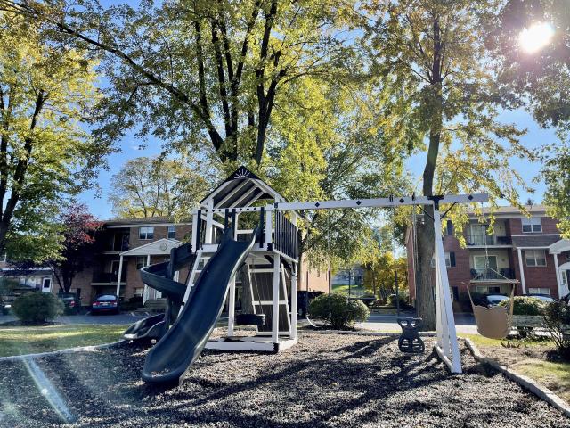 2 BR, 1 BA Apartment 400 E Street Road Unit 071, Feasterville Trevose, PA 19053