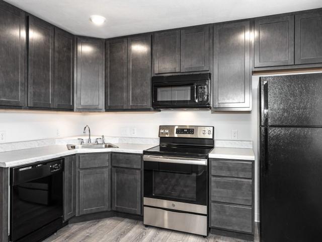 2 BR, 1 BA Apartment 4015 Brittany Cir Unit 12134D, Bridgeton, MO 63044