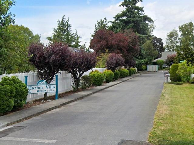 2 BR, 1 BA Apartment 401 E. State St La Conner, WA 98257