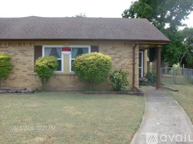 2 BR, 1 BA Apartment 401 Pogue Street, Unit Duplex, Cedar Hill, TX 75104