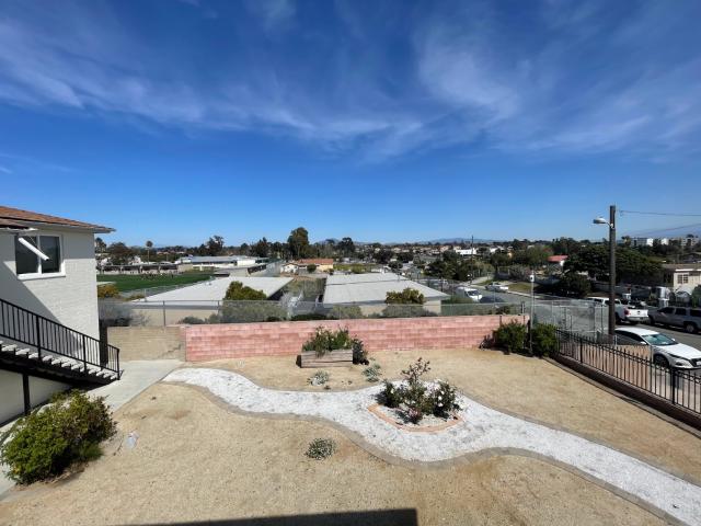2 BR, 1 BA Apartment 4020 Logan Ave, SAN DIEGO, CA 92113