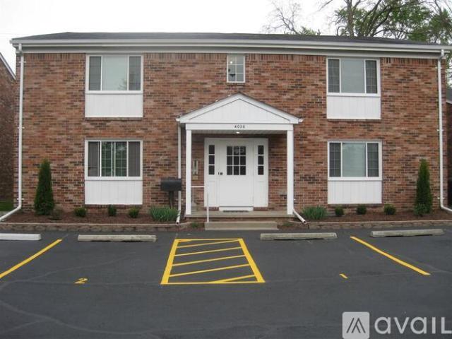 2 BR, 1 BA Apartment 4030 Elmhurst Rd, Unit 2, Toledo, OH 43613