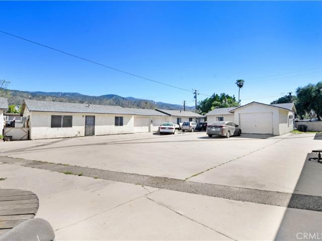 2 BR, 1 BA Apartment 4039 Lorraine Drive, San Bernardino, CA 92407