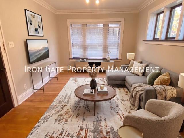 2 BR, 1 BA Apartment 4043 Cleveland, Saint Louis, MO 63110