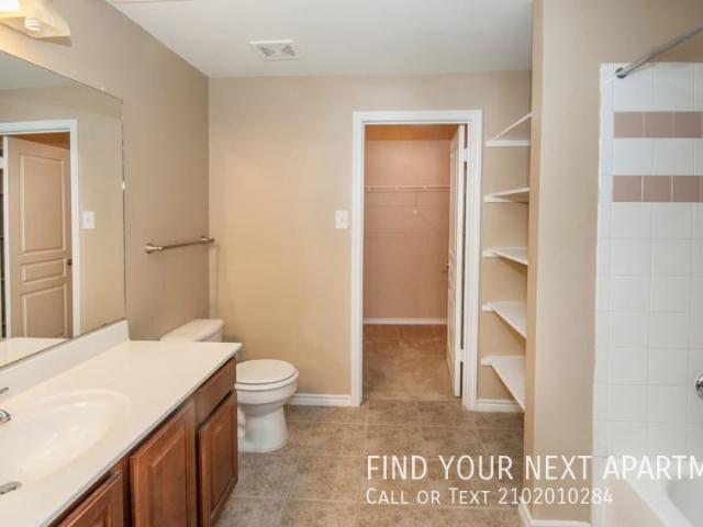 2 BR, 1 BA Apartment 408 Kendall St, San Antonio, TX 78212