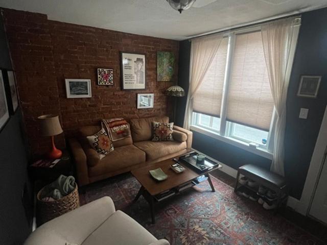 2 BR, 1 BA Apartment 409 North Cherry Street, Lancaster, PA 17602
