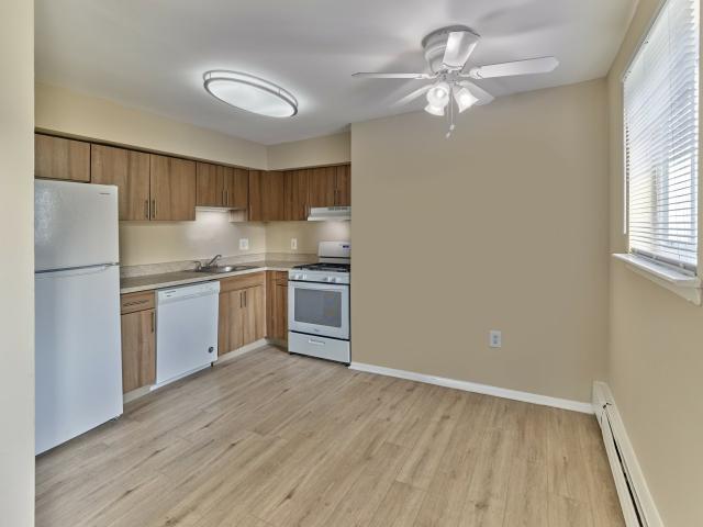 2 BR, 1 BA Apartment 40 Chapman Boulevard Unit O08, Somers Point, NJ 08244