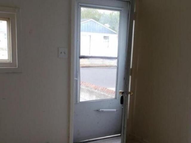2 BR, 1 BA Apartment 40 Shore Blvd, Keansburg, NJ 07734