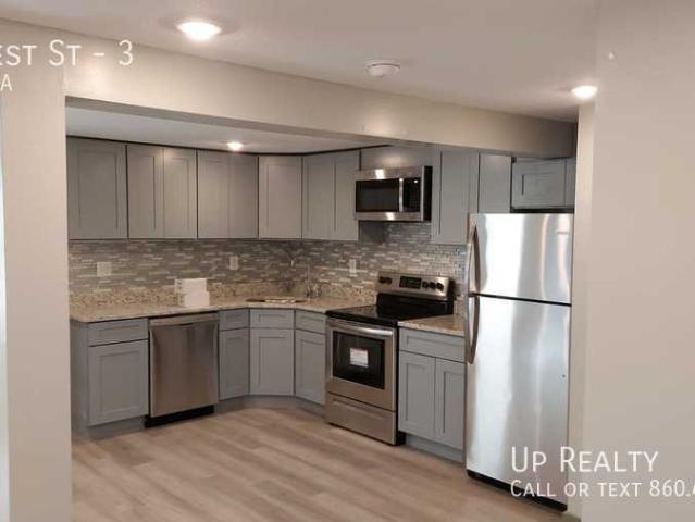 2 BR, 1 BA Apartment 40 West St, Vernon Rockville, CT 06066