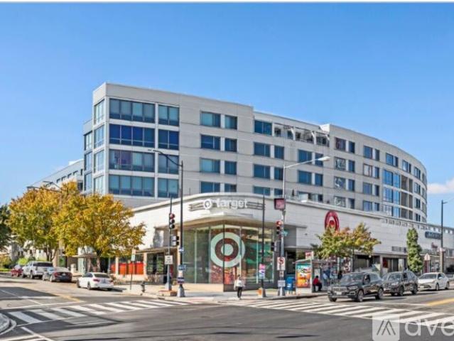 2 BR, 1 BA Apartment 4101 Albemarle Street Northwest, Unit 339, Washington, DC 20016
