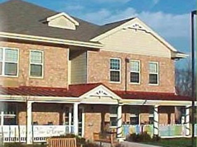 2 BR, 1 BA Apartment 4102 Taylor Ave Baltimore, MD 21236