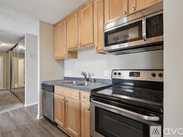 2 BR, 1 BA Apartment 4110 Rahn Road, Unit 124, Eagan, MN 55122