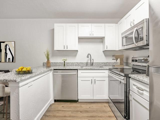 2 BR, 1 BA Apartment 4117 SW 20th Avenue Unit 082, Gainesville, FL 32607