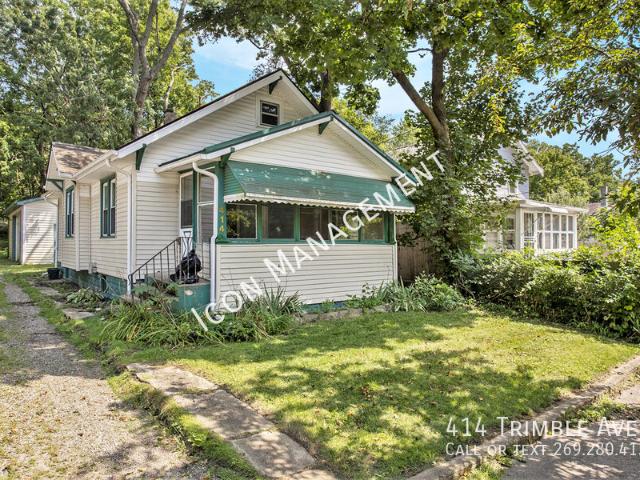 2 BR, 1 BA Apartment 414 Trimble Ave, Kalamazoo, MI 49048