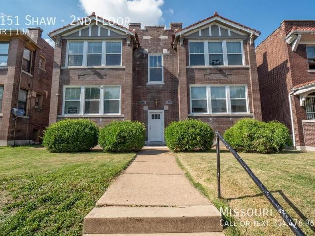 2 BR, 1 BA Apartment 4151 Shaw, St. Louis, MO 63110