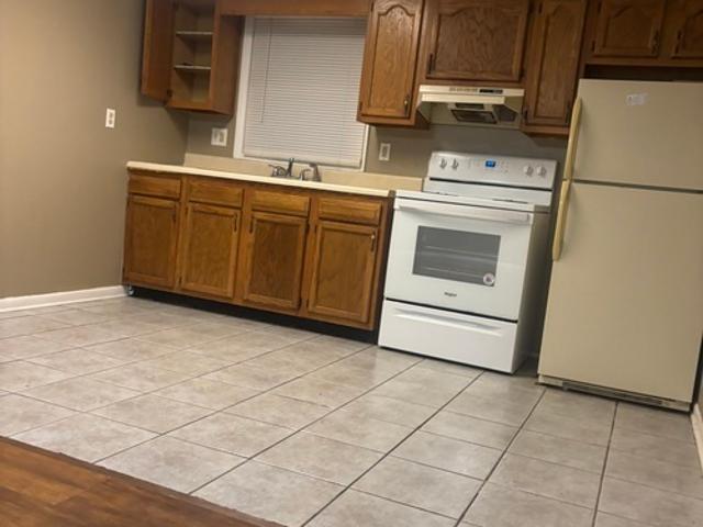 2 BR, 1 BA Apartment 415 Bailey Street, Unit 415D, Mars Hill, NC 28754