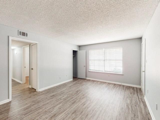 2 BR, 1 BA Apartment 4183 Troost Drive Unit A A 4190 01, Memphis, TN 38128