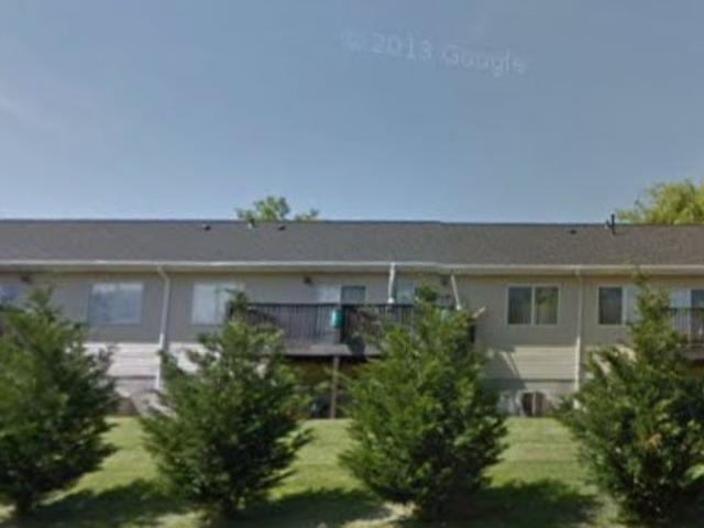 2 BR, 1 BA Apartment 4209 Coffee Street, Knoxville, TN 37920