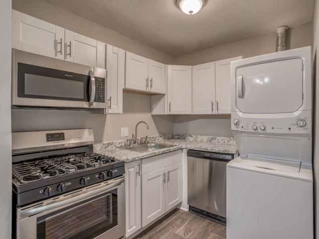 2 BR, 1 BA Apartment 4212 Williamsburg Drive Unit 09 C01, Harrisburg, PA 17109