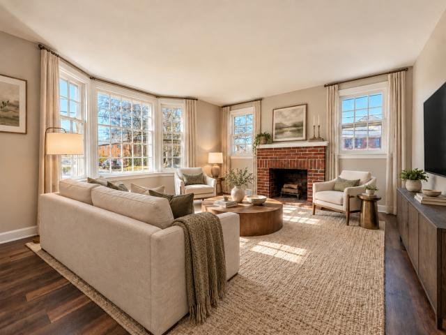 2 BR, 1 BA Apartment 4245 Valley Road, Drexel Hill, PA 19026
