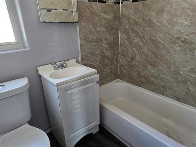 2 BR, 1 BA Apartment 424 North Charles Street, Daytona Beach, FL 32114